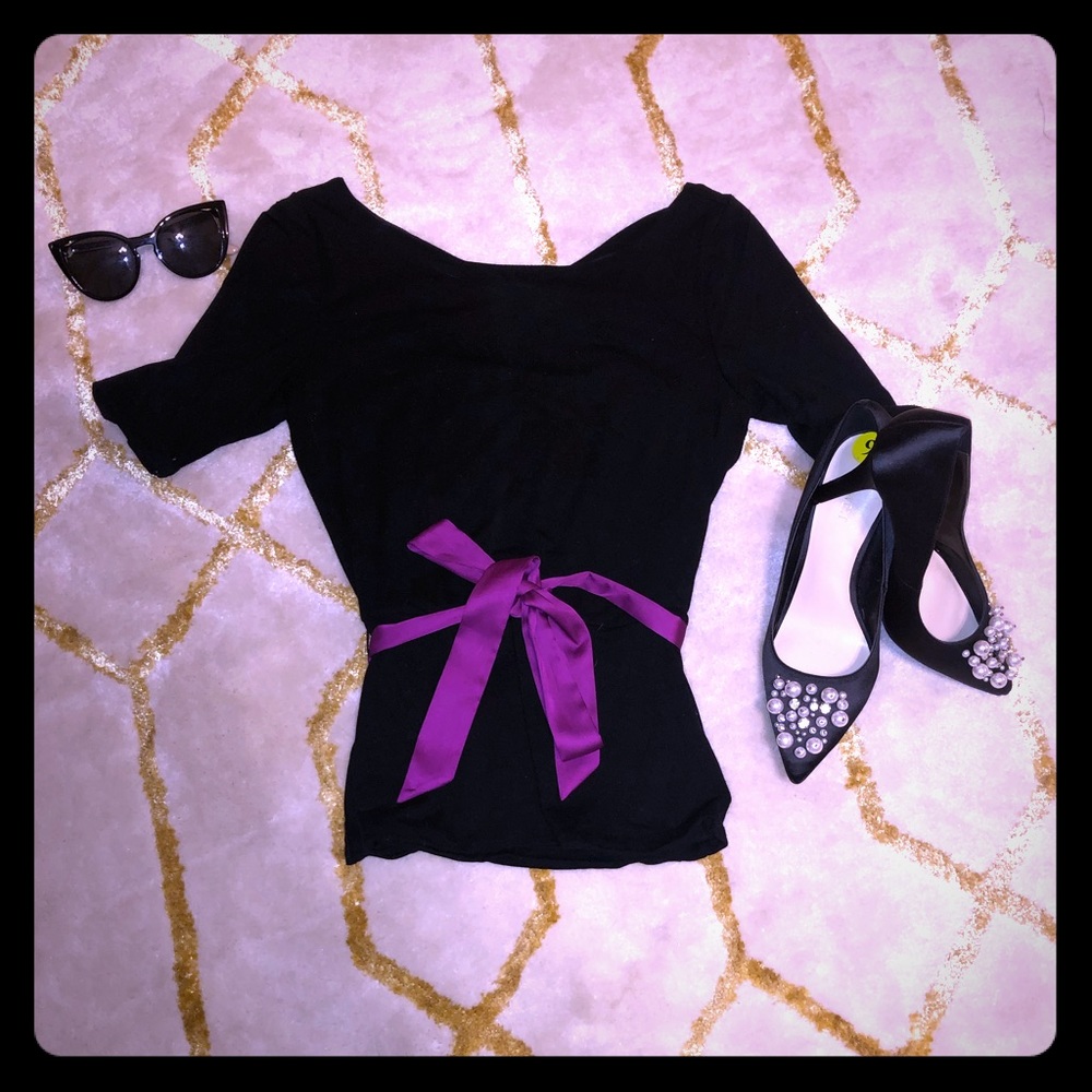 WHBM 3/4 sleeve black top w belt option